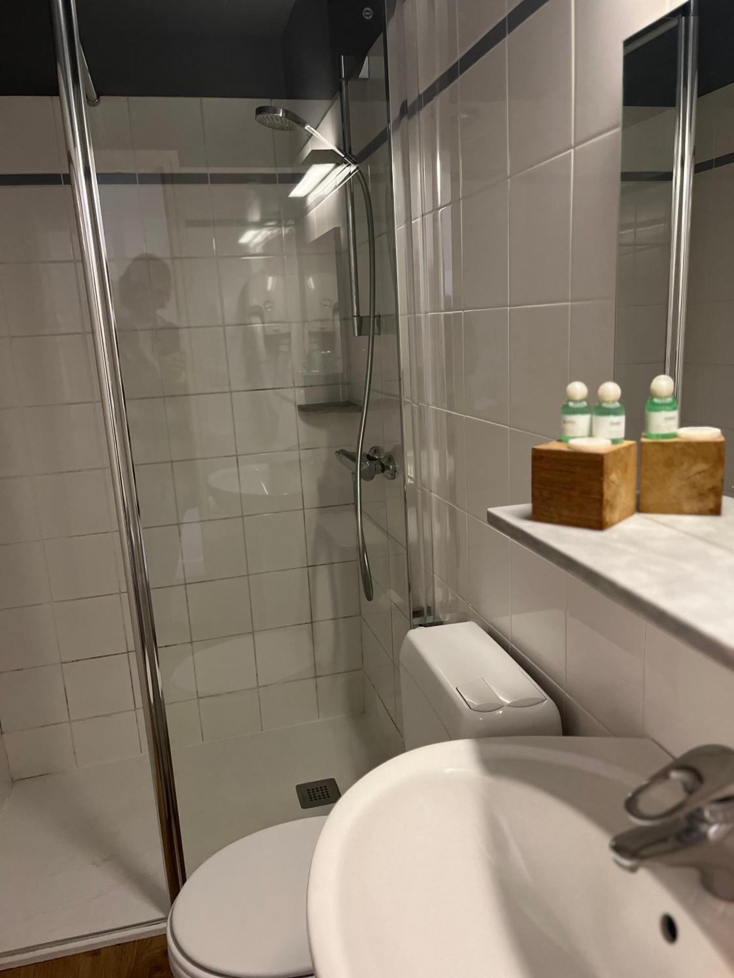 Le Temeraire Hotel 챠롤스 외부 사진
