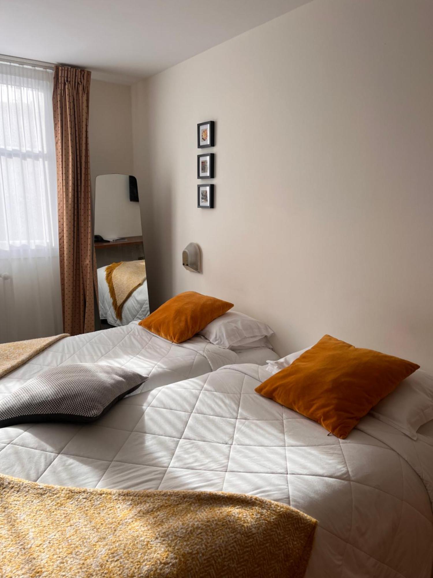 Le Temeraire Hotel 챠롤스 외부 사진