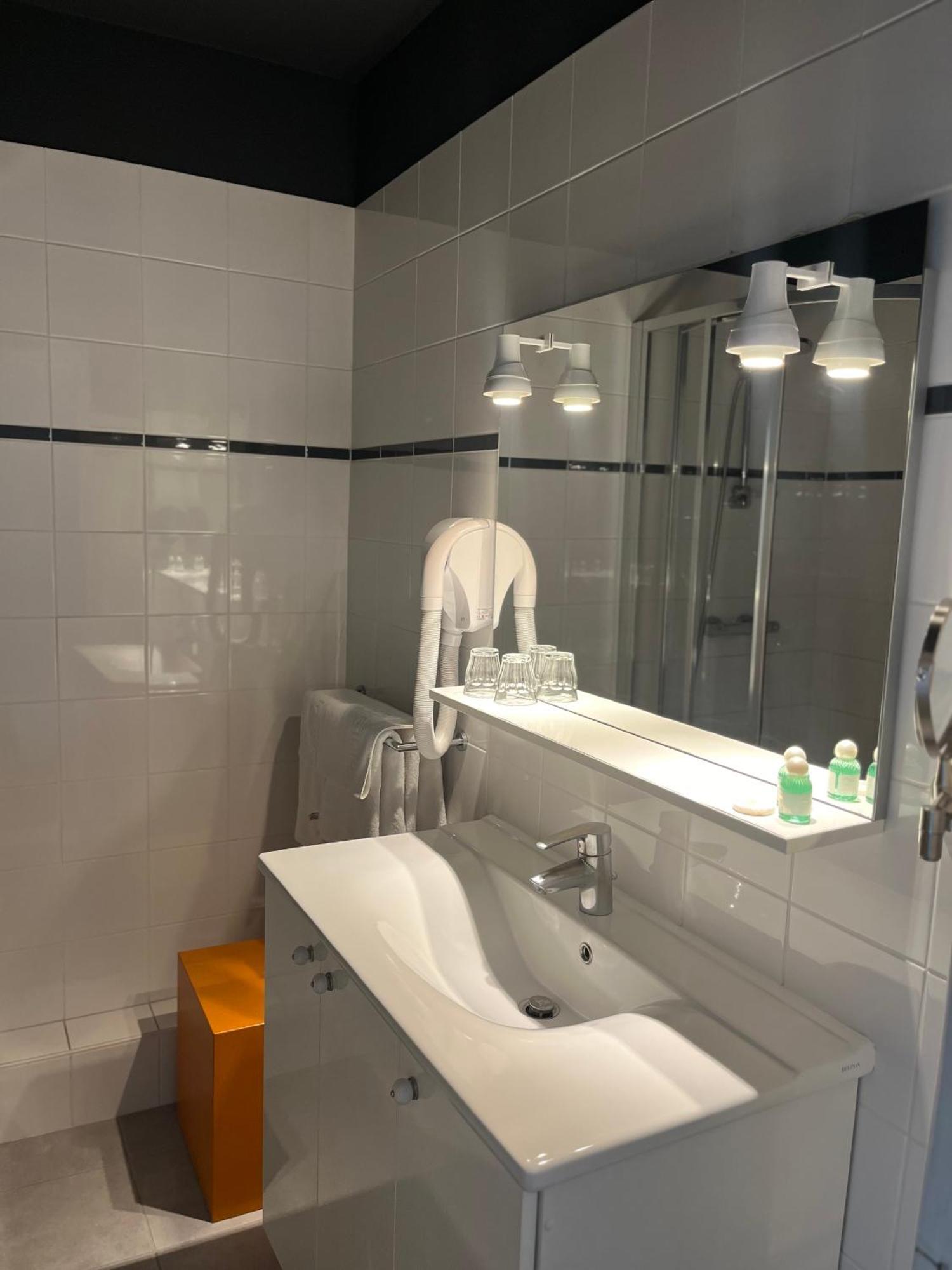 Le Temeraire Hotel 챠롤스 외부 사진