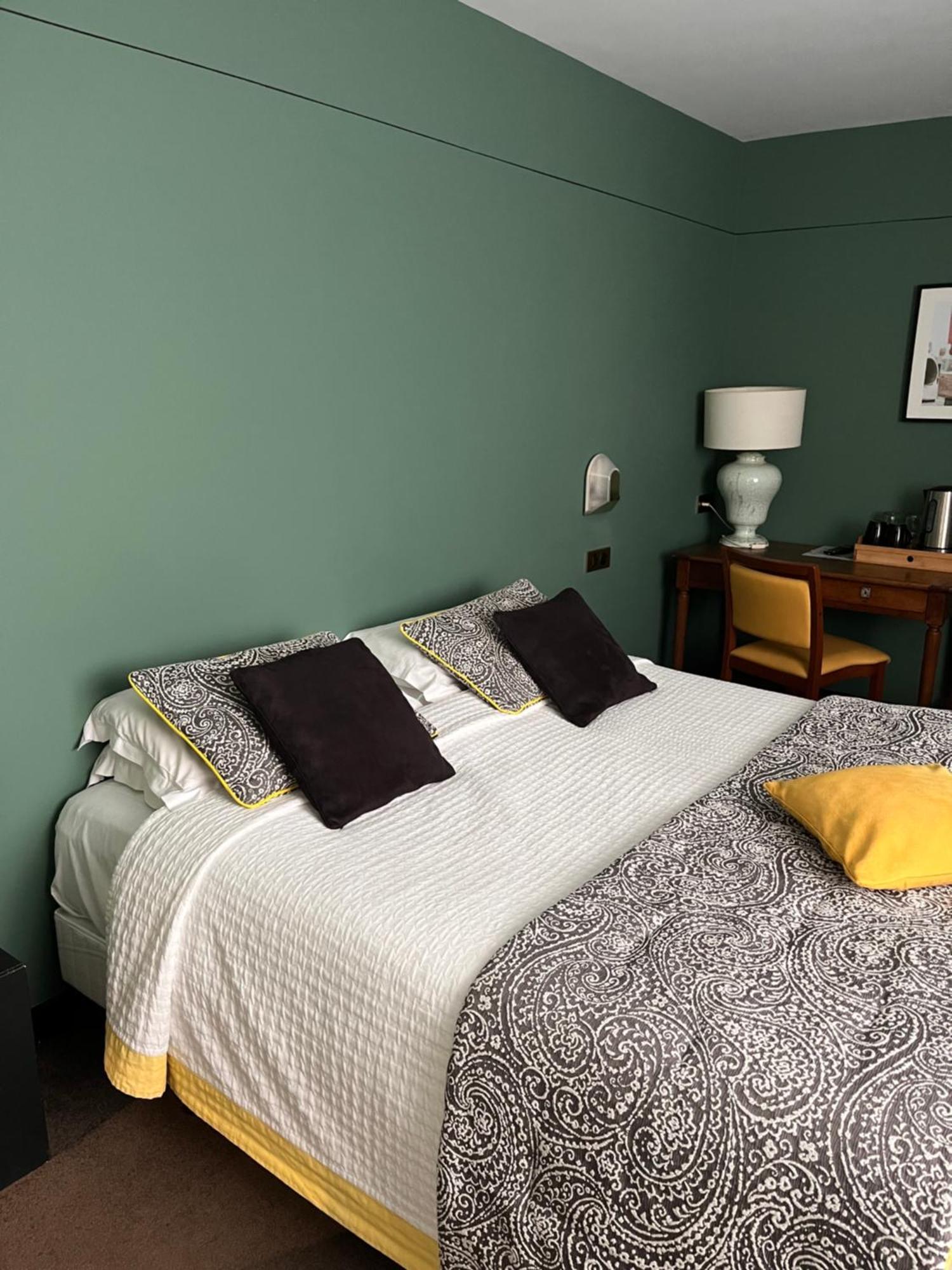 Le Temeraire Hotel 챠롤스 외부 사진
