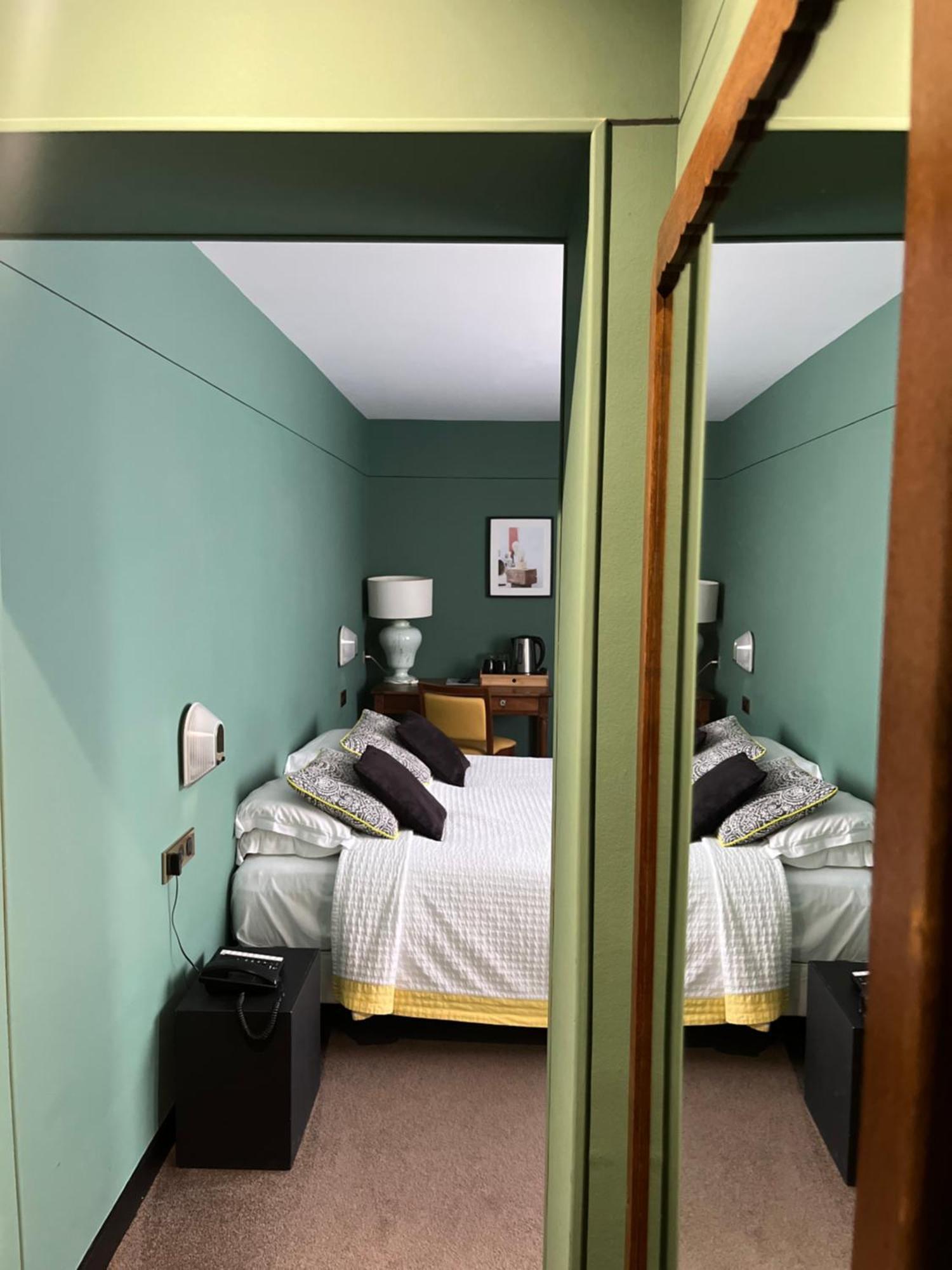 Le Temeraire Hotel 챠롤스 외부 사진